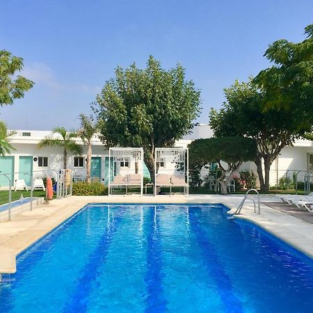Hostal Las Cumbres โกนิล เด ลาฟรอนเตรา ภายนอก รูปภาพ